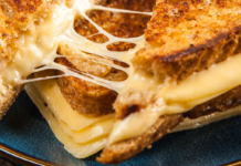 GRILLED CHEESE SANDWICH
